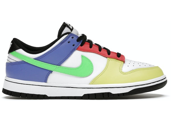 Wmns Dunk Low 'Green Strike'